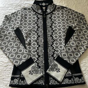 Dale of Norway large sweater